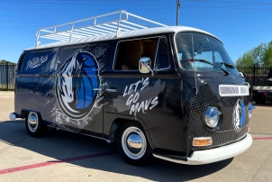 VWBusWrap-Mavs