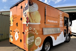 FoodTruckGraphics-IceCreamTruckWrap