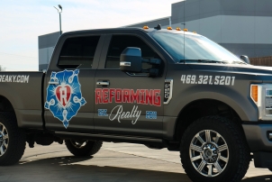 TruckGraphics-Wrapandlettering